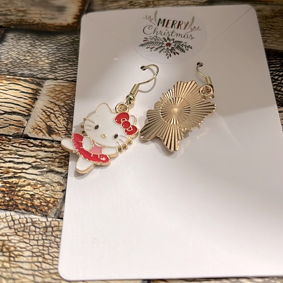 NEW HELLO KITTY Ballerina Earrings - Hypoallergenic - Picture 4 of 6